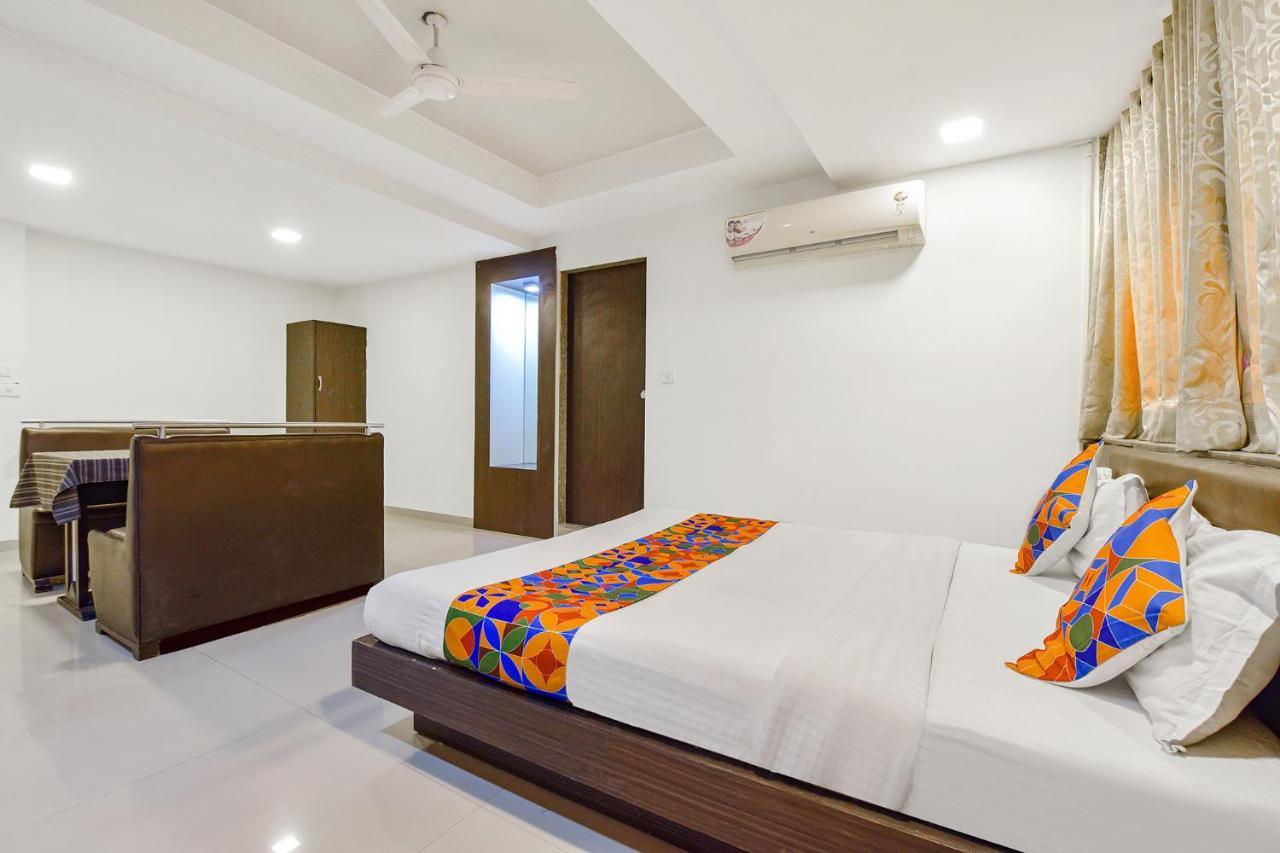 Fabhotel Skyland Ахмедабад Экстерьер фото